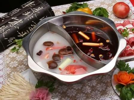 На фото: Mutton hot pot