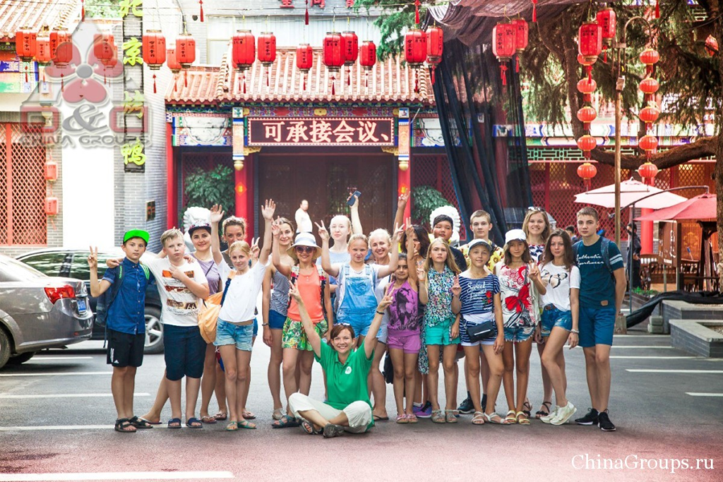 ОБЗОР ЛЕТНИХ ПРОГРАММ изучения китайского языка в университетах Шанхая.